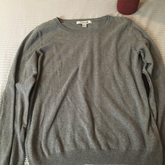 Long-Sleeve Gray Fitted Sweater - Picture 1 of 3